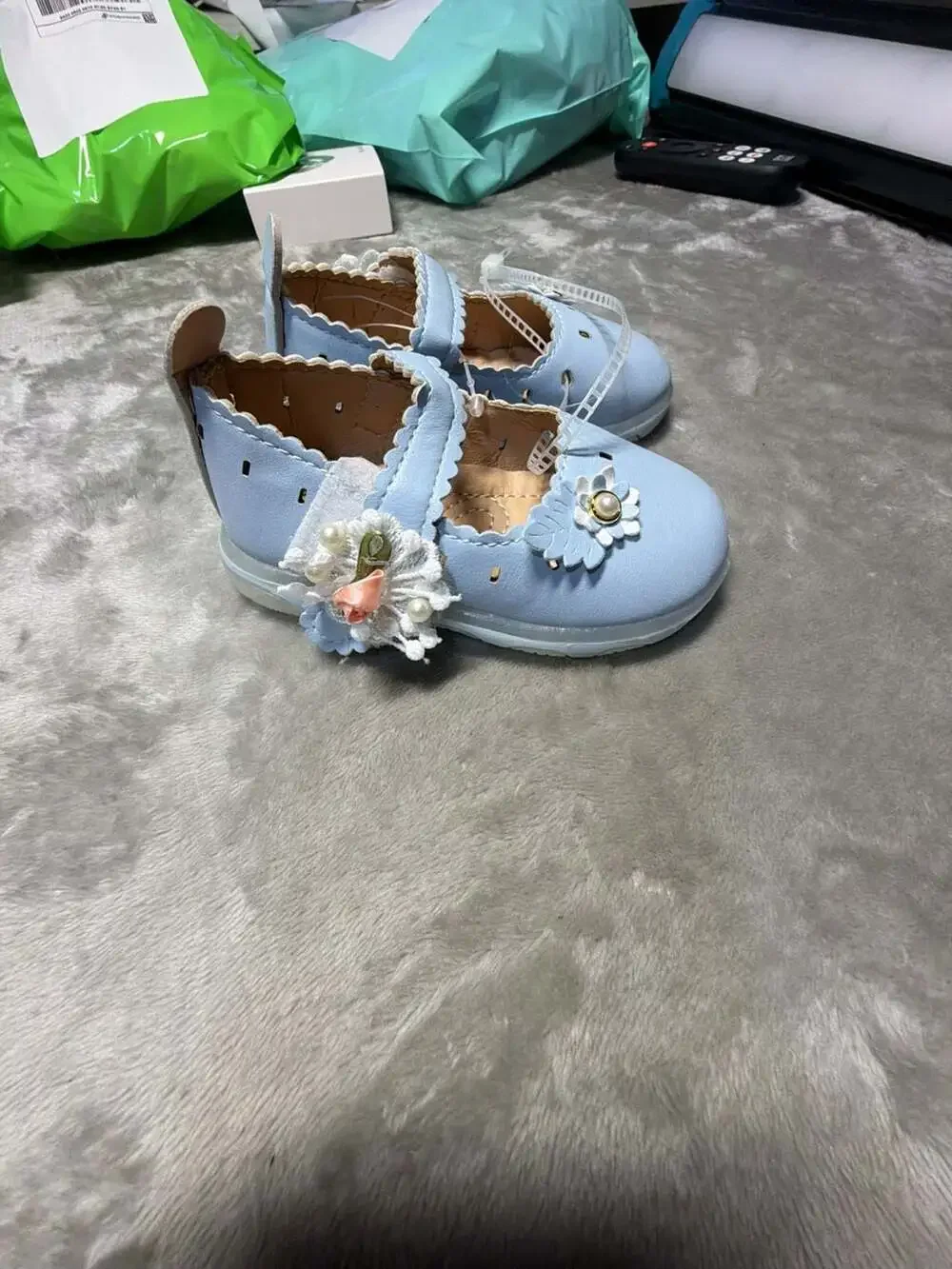 Dyna Kids Light Blue Floral Applique Scalloped Mary Jane Princess Shoes